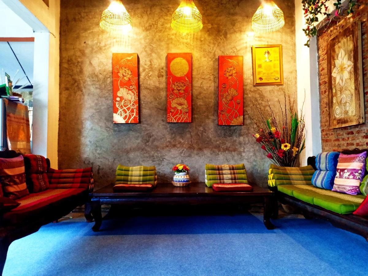 Sofa Gallery Hotel Nong Khai Extérieur photo